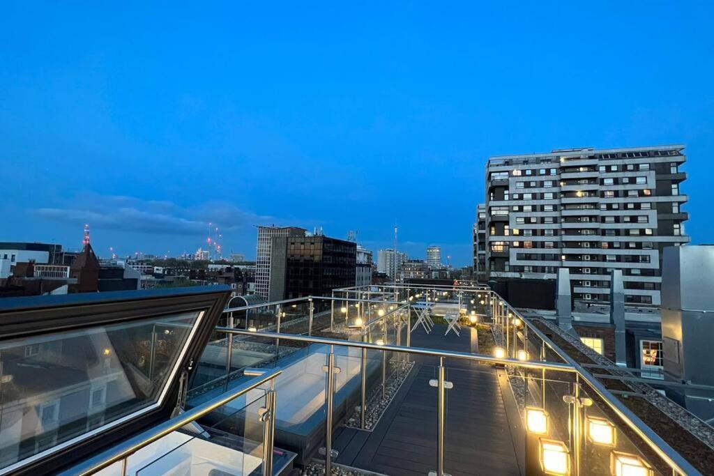 Panoramic Perfection Marble Arch 2Br Penthouse 74 Apartment ลอนดอน ภายนอก รูปภาพ